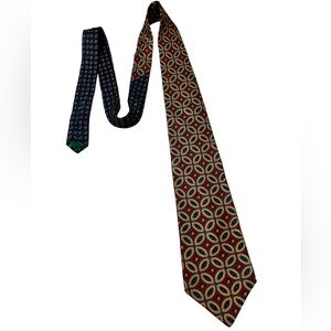 Tommy Hilfiger Vintage Silk Patterned Tie with Contrasting Tail Pattern